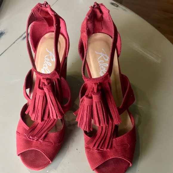 Rebel Wedge Heels; Size 8.5 - Picture 2 of 2